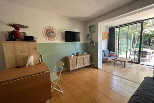Le tinharé - studio with garden near the sea - Apartment - La Ciotat