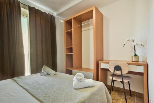 Tower Road Sliema 2-bedroom Apartment - image 10