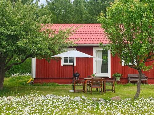 4 person holiday home in Stenhamra