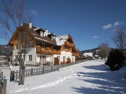 Modern apartment right next to the ski lift in Sankt Margarethen im Lungau, Österreich