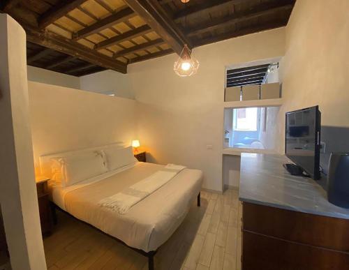 Rome Downtown by GHOR - Rome