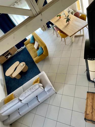 La Maison Jaune - 4 chambres - 7 personnes - au calme gîte à louer Changy