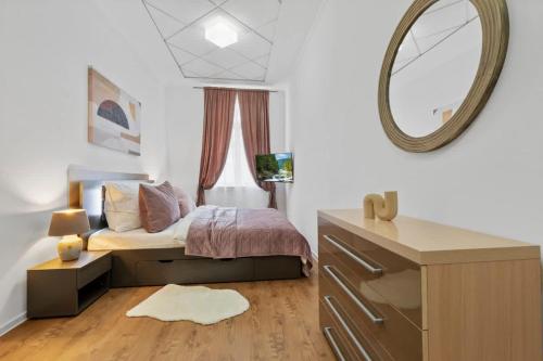 Luxe Living at Old Town Center, Bratislava (photo 6)