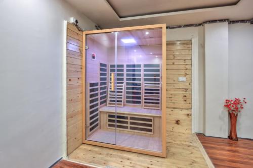 Steamroom, Vine Hills Resort & Spa Manali by the Beatle in Gadherni