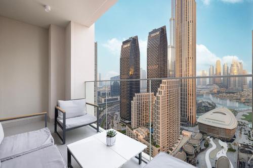 Lux 3BR With Spectacular Downtown Views, Dubaj