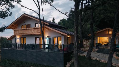 Cabana Sub Stejari 2 - image 3