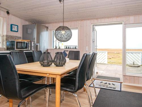 6 person holiday home in Ebeltoft-By Traum in Oer Strand