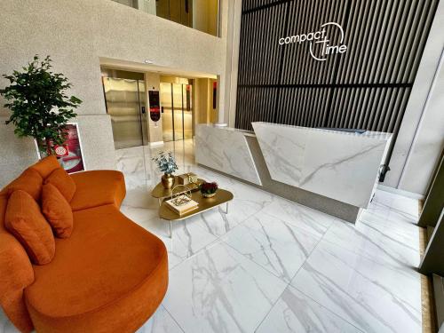 Compact Time by Holiday Stays