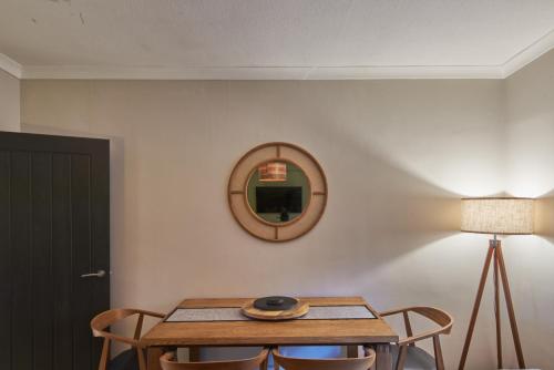 Luxury Flat - 2 Bedroom Apartment on Baker Street, Stirling in Stirling Városközpont