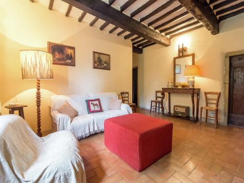 Rustic Comfort with Modern Touch in Monterchi
