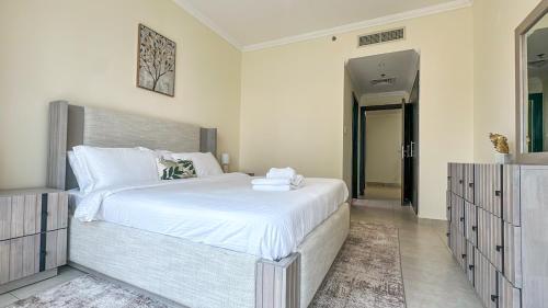 Relaxing Marina View Stay, Walk to Beach & Mall - 27AB02, Dubaj (zdjęcie 4)