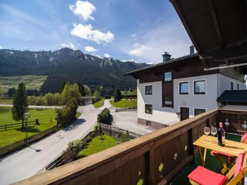 Cottage in Muhlbach near Kitzbuhel Ski Area in Dorf, Österreich