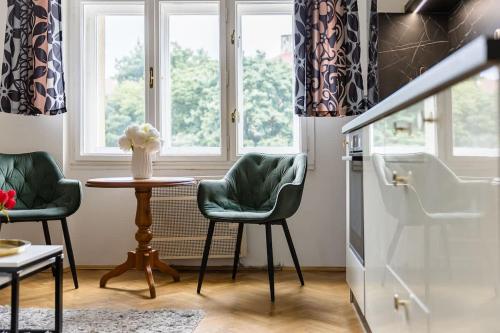 Golden Frame Apartment with Garage Parking, Bratislava (photo 10)