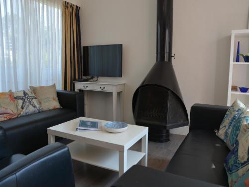  Bungalow in Noordwijk near Lake & Beach in Noordwijkerhout