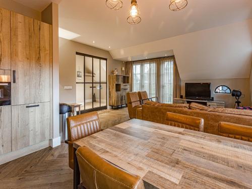 Charming Holiday Home in Nijverdal with Jacuzzi - image 10