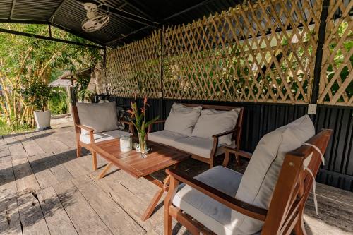 Garden, Suoi Đa Homestay near Elephant Springs