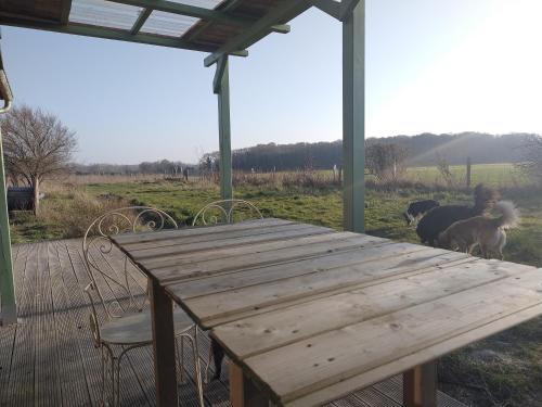 Petit Chalet en Baie de Somme in Estreboeuf