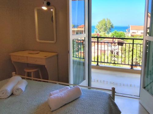 Marinos Seaside 2