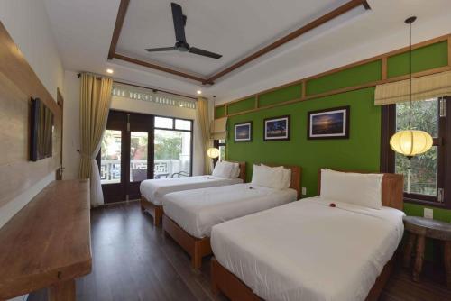 An Bang Beach Villas Room Type - Deluxe Triple Room