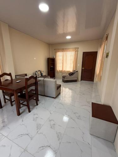 Lugar acogedor en Limoncocha - Amazonia in 亞蘇尼 (奧雷亞納)