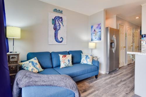 Waterfront Corpus Christi Condo with Pool Access - image 7