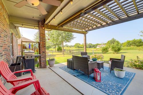 Trail Access + Patio: Peaceful Tulsa Area Retreat – khách sạn tại Catoosa