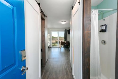 Breakwater Resort in Grayland