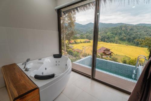 Lochi Chiangmai โลชิ เชียงใหม่ in Samoeng