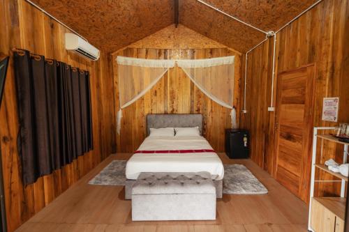 Triple Room with Terrace