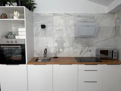 Estudi d art i natura in 比利亞耶爾莫薩德爾里奧