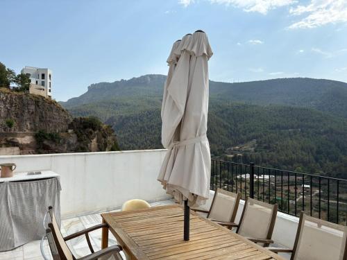 Estudi d art i natura in 比利亞耶爾莫薩德爾里奧