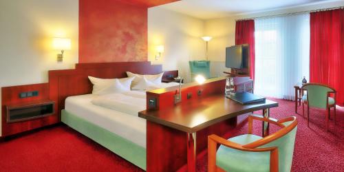 1 queen bed