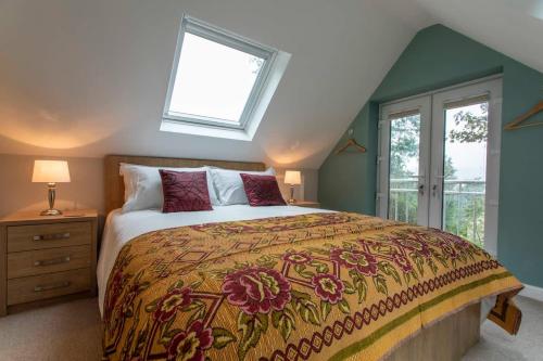 Abbey Rectory - with private parking, Bath (photo 6)
