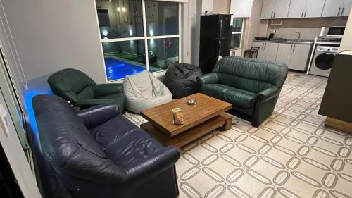 T Cozy Chalet in Al Rama