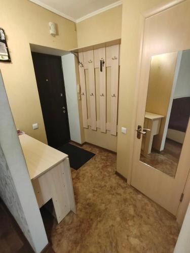 入口, Затишна 2-кімнатна квартира для спокійного сімейного відпочинку (Затишна 2-кімнатна квартира для спокіиного сімеиного відпочинку) in 尼古拉耶夫