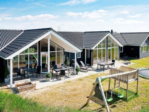 18 person holiday home in Ringkøbing