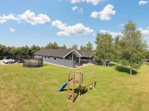 Unterkunft von außen, 20 person holiday home in Væggerløse in Vaeggerlose
