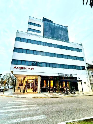 . Amerian Rafaela Hotel