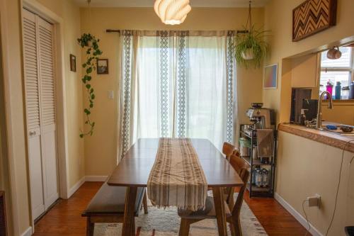 Dog Friendly Oasis Private Hot Tub with Sauna in Boulder (CO)