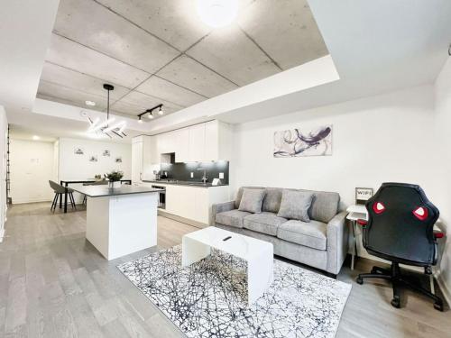 The Junction Nest - Free Parking by Instant Suites