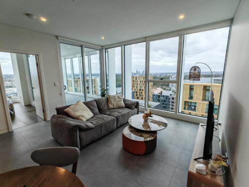 Charming 2 bedroom APT overlooking Accor Stadium - image 10
