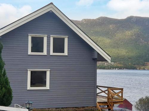 . 4 star holiday home in Svelgen