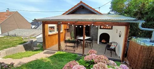 Viesnīcas āriene, Ferienwohnung Terrassenzeit in Illingen (Saarland)