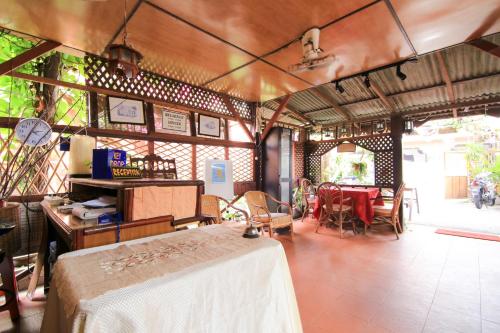 Lobby, Hotel O Ombak Inn Chalet in Pangkor