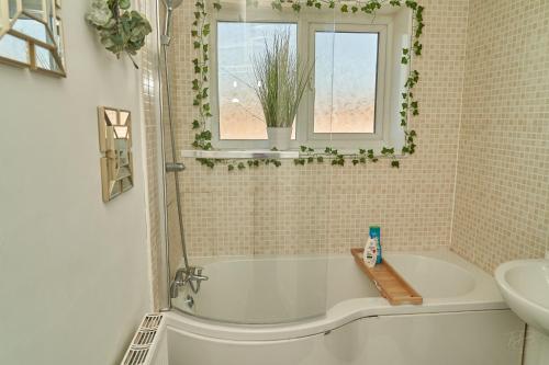 Large 5 Bed House -2 bath, Parking & Garden, Birmingham (fotografie 9)