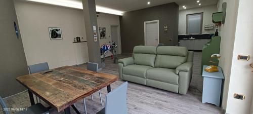 살루초 Lucà Apartments (Luca Apartments) 4성급 게스트하우스 스위트룸