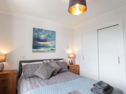 5 Johnstone House - image 12