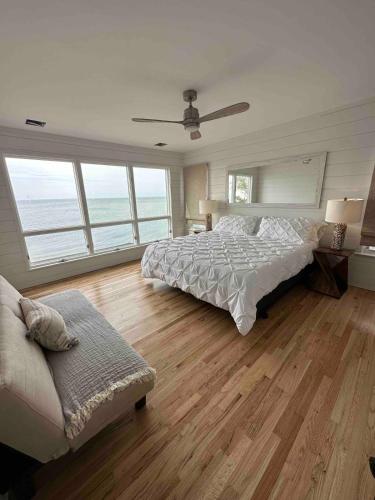 Beachfront Greenport Villa in Southold (NY)