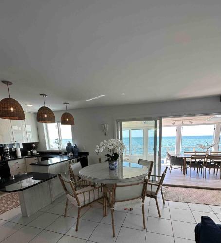 Beachfront Greenport Villa in Southold (NY)
