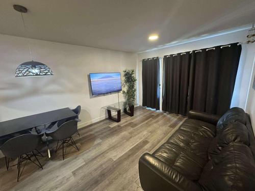 2 bedrooms near Hochelaga area - D907 near The Montreal Tower / La Tour de Montreal